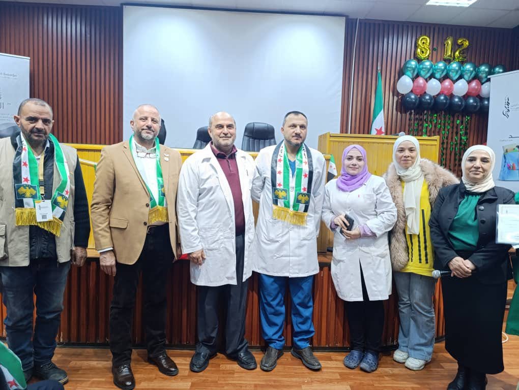 «فرحة العيد» في مشفى الكلية: تكريم للممرضين وزيارة للمرضى — صورة 21